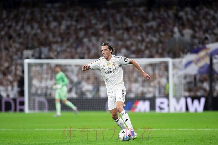 马卡：本菲卡向皇马施压 要求A费随队备战世俱杯